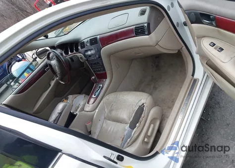 2003 Lexus Es 300 z USA, uszkodzony, nr VIN JTHBF30G130112167